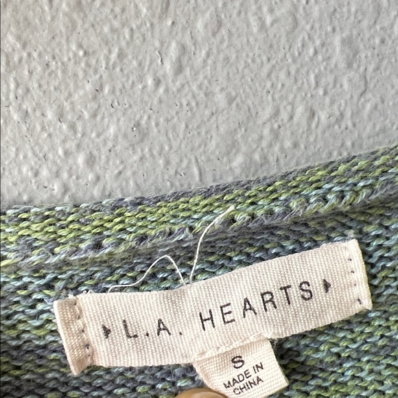 Cropped Green Daisy Knit Crop Top - Picture 5 of 6